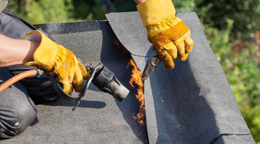 Expert Emergency Roof Repairs services in Evans City, PA